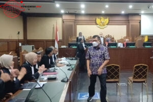 Zarof Ricar Didakwa Bantu Suap Hakim Agung yang Adili Kasasi Ronald Tannur