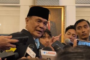 Prabowo Beri Pangkat Jenderal Kehormatan untuk Djamari Chaniago dan Ahmad Dofiri